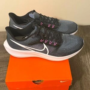 Nike Men's Air Zoom Pegasus 39 Black/White/Ashen Slate Sz 11.5